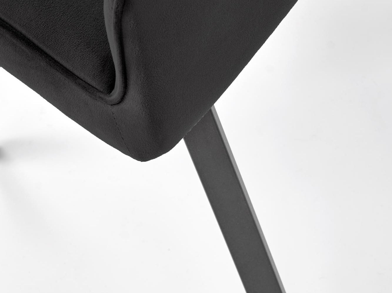 Kėdė K588 swivel kėdė, juoda V-CH-K/588-KR-CZARNY (Juoda)
